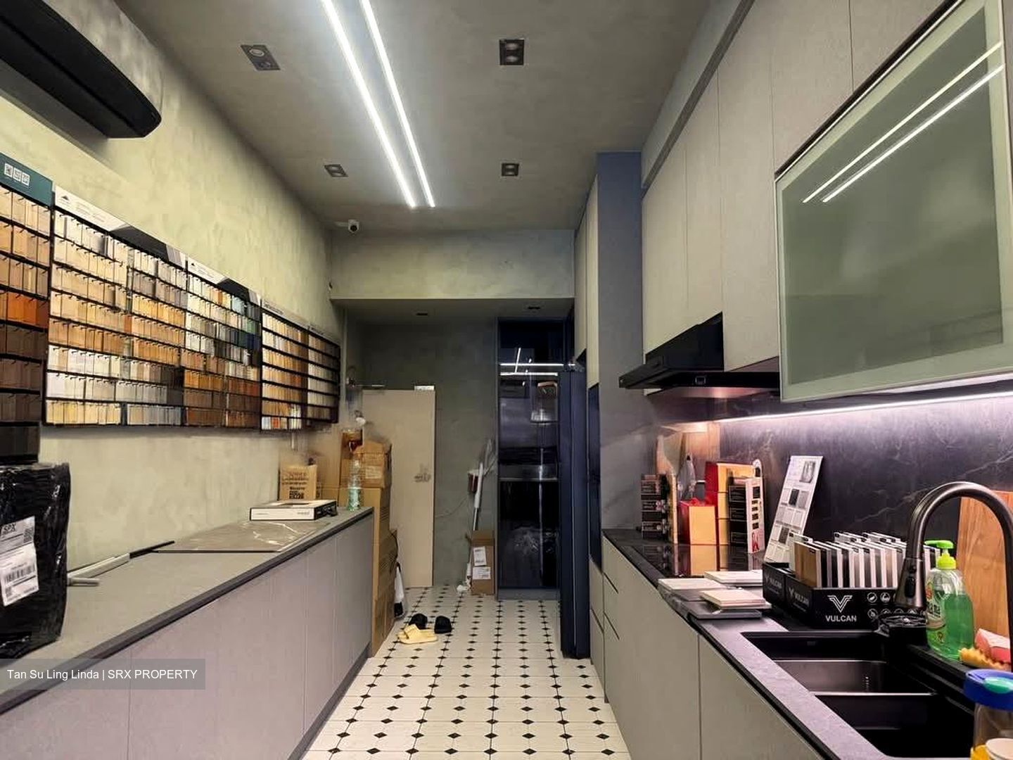 Sims Avenue (D14), Shop House #606809591
